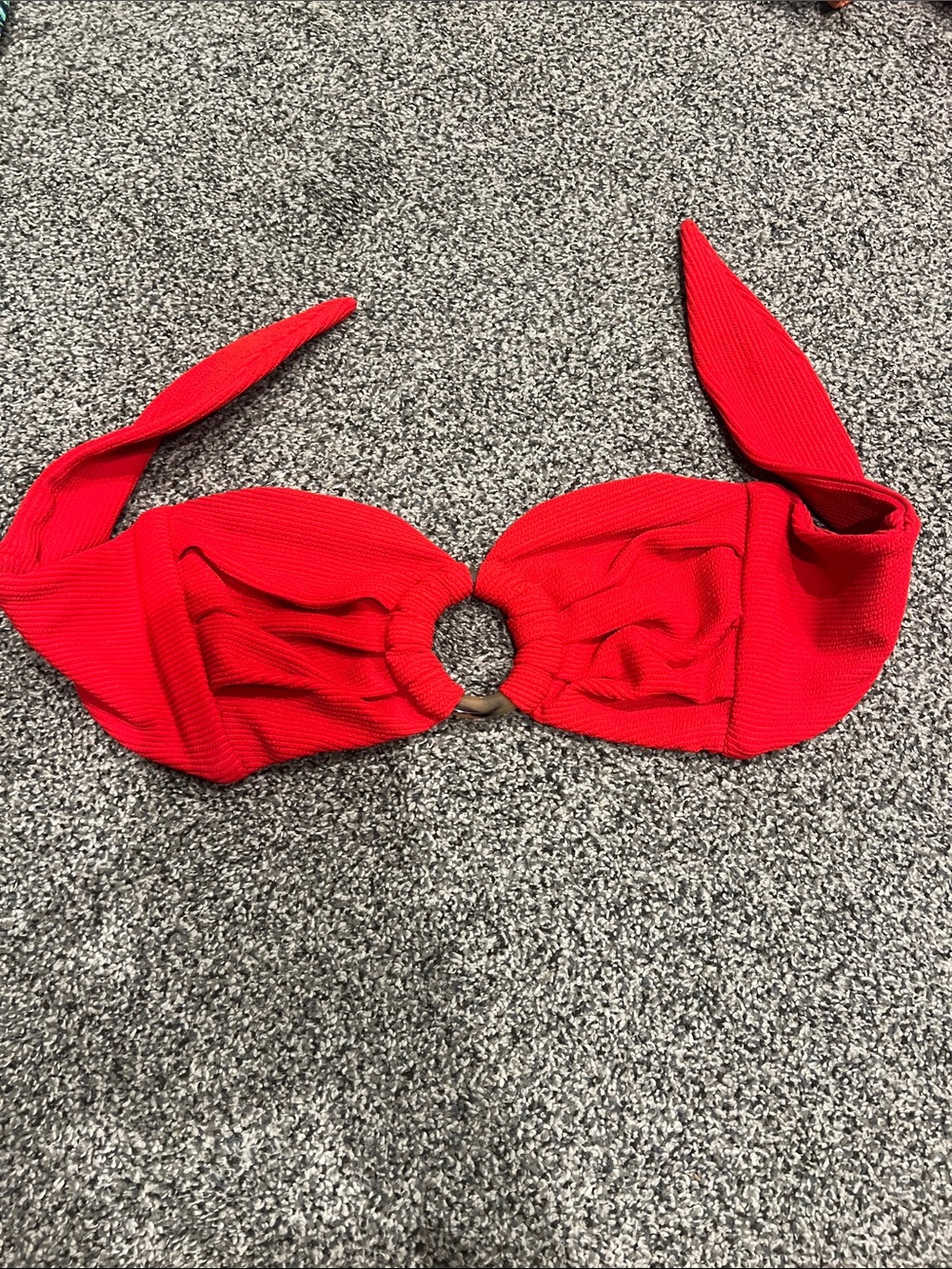 Montce Red Ring-Detail Bikini Top